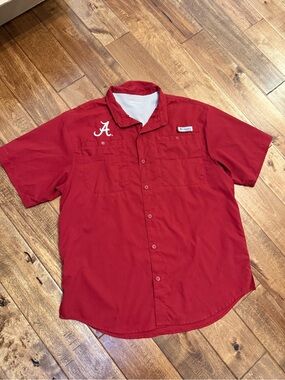 Alabama Columbia Men's Short-Sleeve Button-Down Shirt - Red
